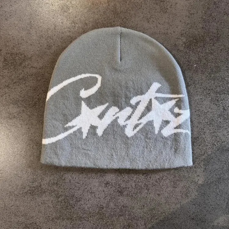 New autumn and winter niche knitted hats for women, autumn and winter warm pullover cold hats, street photography, concave shape woolen hats image 5