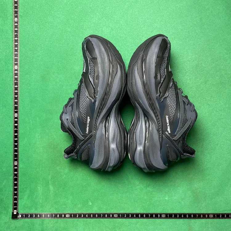 VG embossed printed round toe thick sole low-top shoes YZ 6