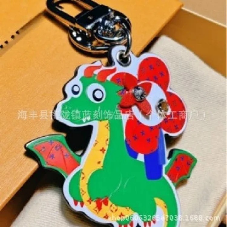 New letter chain keychain pendant bag pendant trendy brand accessories foreign trade wholesale live supply