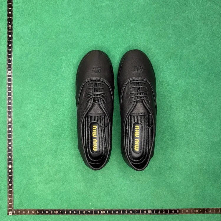 Embroidered logo lace-up casual leather shoes TT4 image 2