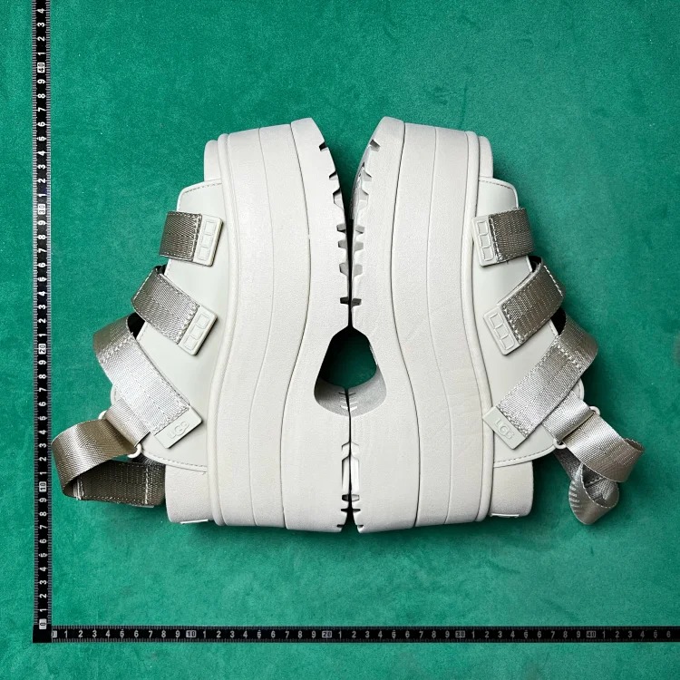 Comfortable and stylish Roman sandals BD7 image 3