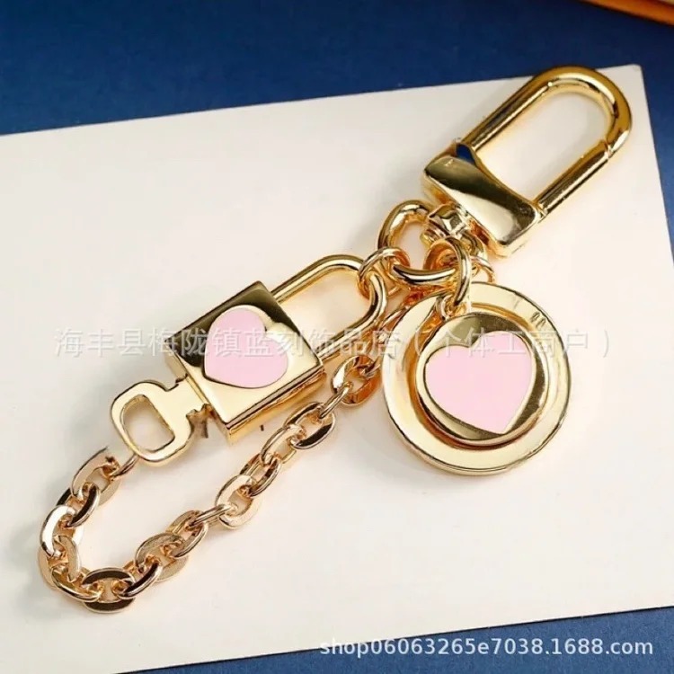 Four-leaf clover series bag car keychain pendant cross-border foreign trade creative pendant zinc alloy pendant