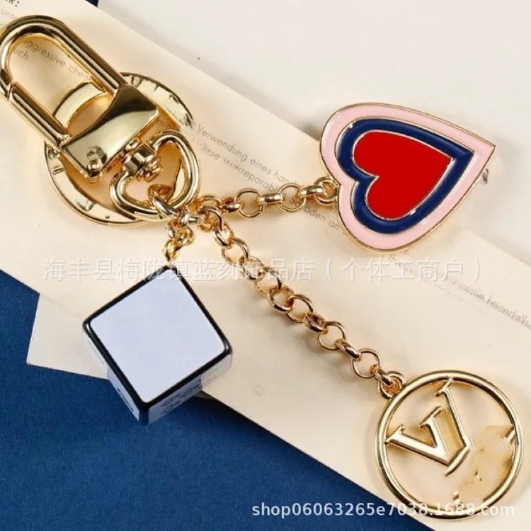 Four-leaf clover series bag car keychain pendant cross-border foreign trade creative pendant zinc alloy pendant