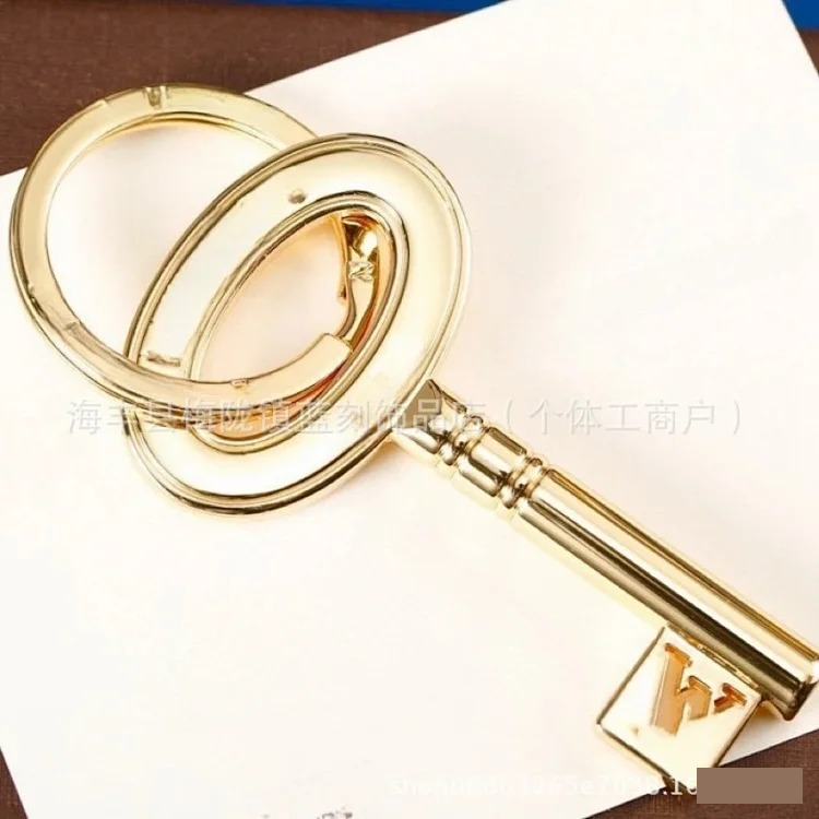 Four-leaf clover series bag car keychain pendant cross-border foreign trade creative pendant zinc alloy pendant
