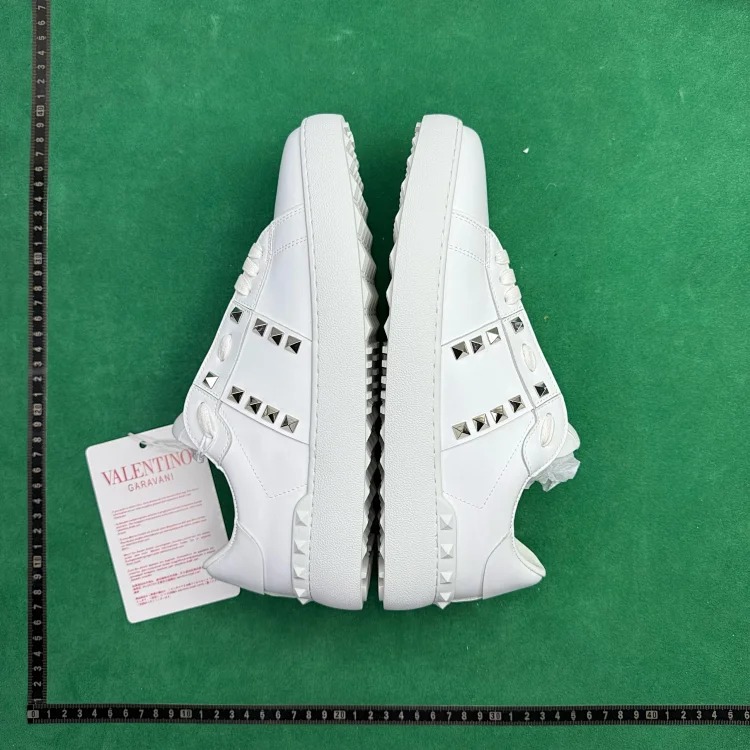 (Customized models are shipped in 3-7 days) TT8 cowhide lace-up rivet shoes breathable low-top lifestyle casual image 2
