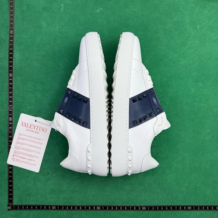 (Customized models are shipped in 3-7 days) TT8 cowhide lace-up rivet shoes breathable low-top lifestyle casual image 6