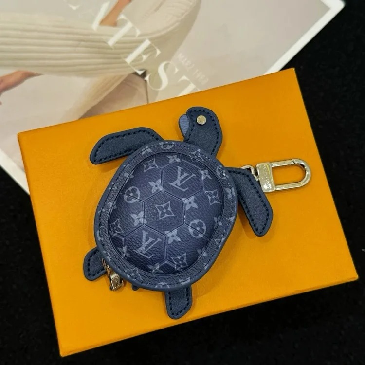 NEW-1 Fashion boutique small pendant keychain earphone bag lipstick bag (with image 3