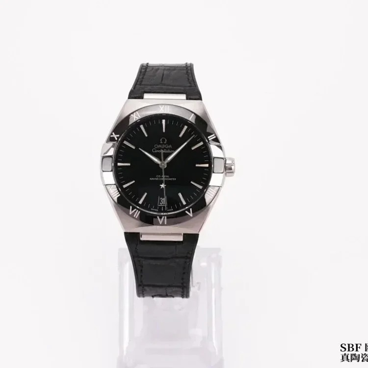 Fashionable and versatile watch 073