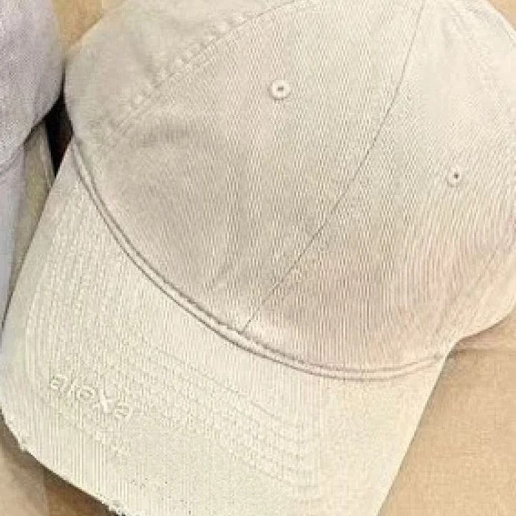 26 trendy brand Alphabet King duck-billed hat for women, spring and summer fashion, versatile hole-in-the-wall street sunshade and sun protection baseball cap for men