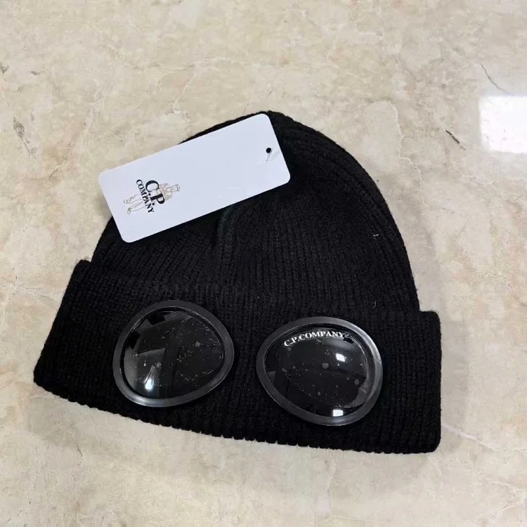 C.P. Company Cp pilot autumn and winter knitted hat for men and women warm couple wool hat knitted hat Korean shows small face image 2