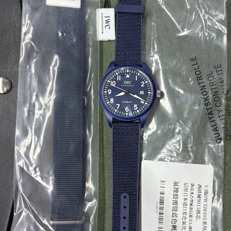 Apple Watch (1009) (extra charge for watch strap, please contact customer service)