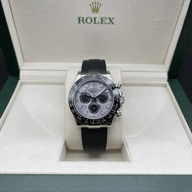 ¥480-2900 Fashionable and versatile watches