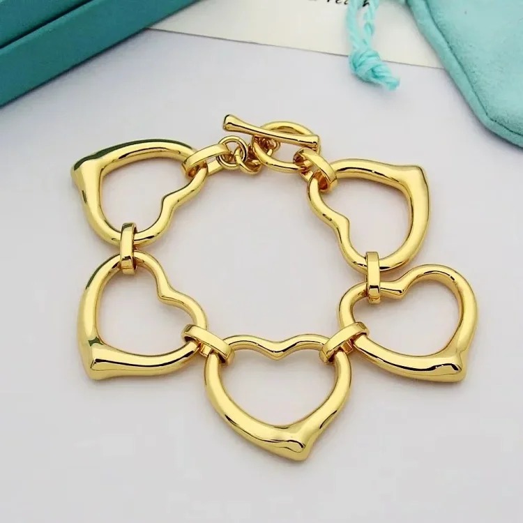 ZW-1 uses a heart to let every piece of jewelry exude your beauty and charm (with gift box packaging) (Tifany)