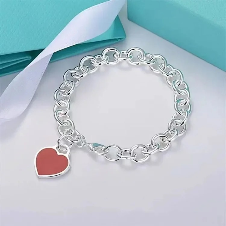 ZW-1 uses a heart to let every piece of jewelry exude your beauty and charm (with gift box packaging) (Tifany)