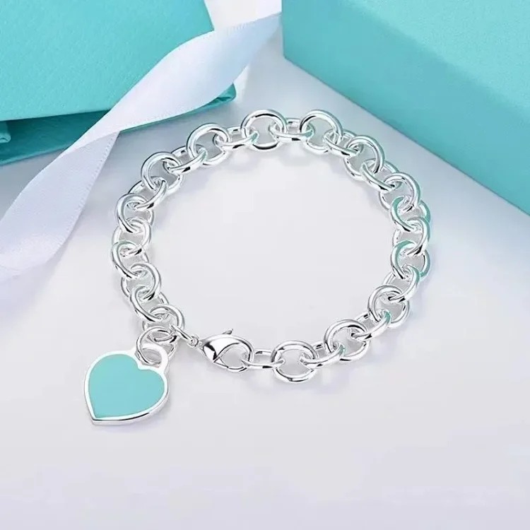 ZW-1 uses a heart to let every piece of jewelry exude your beauty and charm (with gift box packaging) (Tifany)
