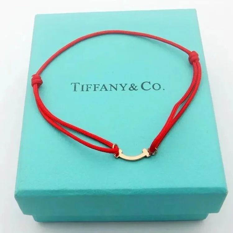 ZW-1 uses a heart to let every piece of jewelry exude your beauty and charm (with gift box packaging) (Tifany)