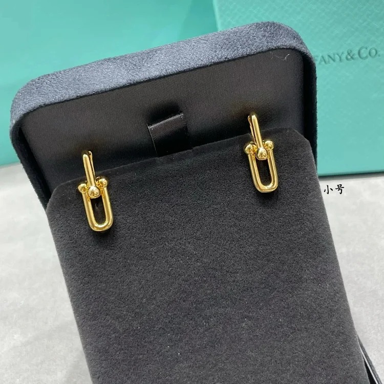 ZW-1 uses a heart to let every piece of jewelry exude your beauty and charm (with gift box packaging) (Tifany)
