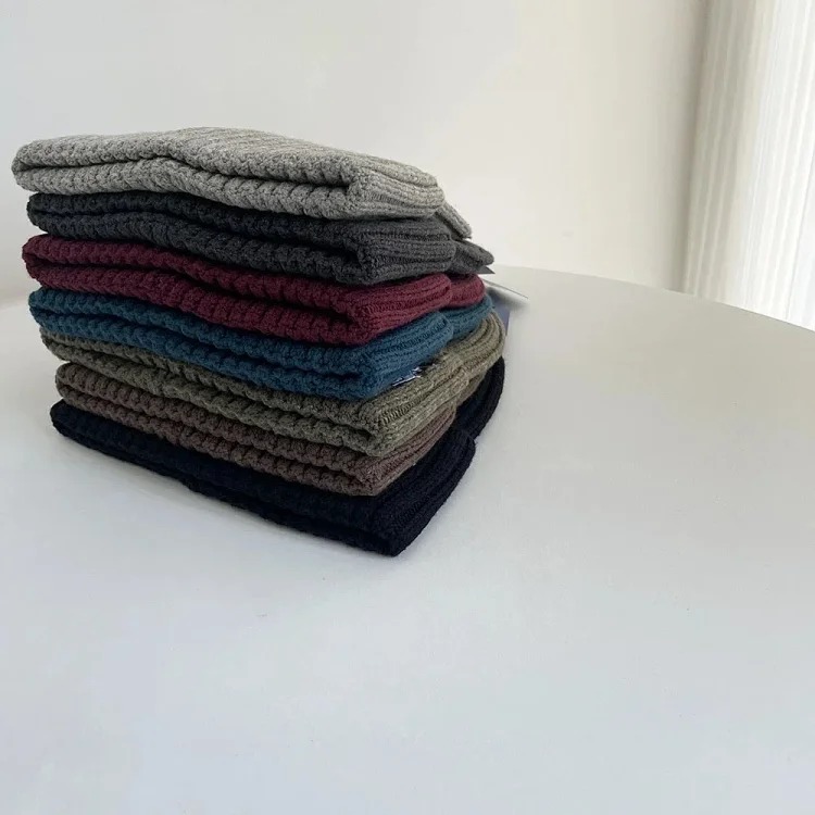 Adult autumn and winter simple embroidered knitted hats casual versatile woolen hats for men and women warm ear protection hats foreign trade
