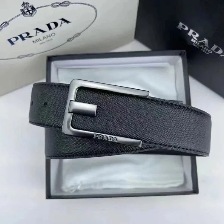 Fashionable and versatile classic belt