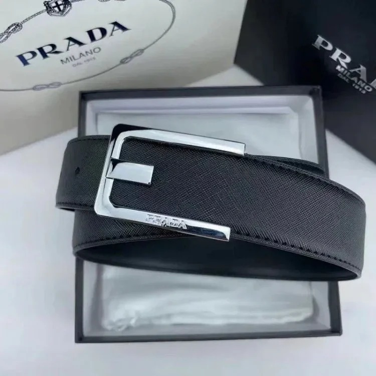 Fashionable and versatile classic belt