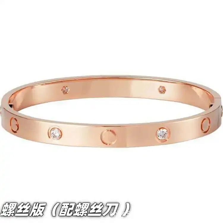 High of classic fashionable men's and women's bracelets plated with 18k gold, light luxury and non-fading couple bracelets