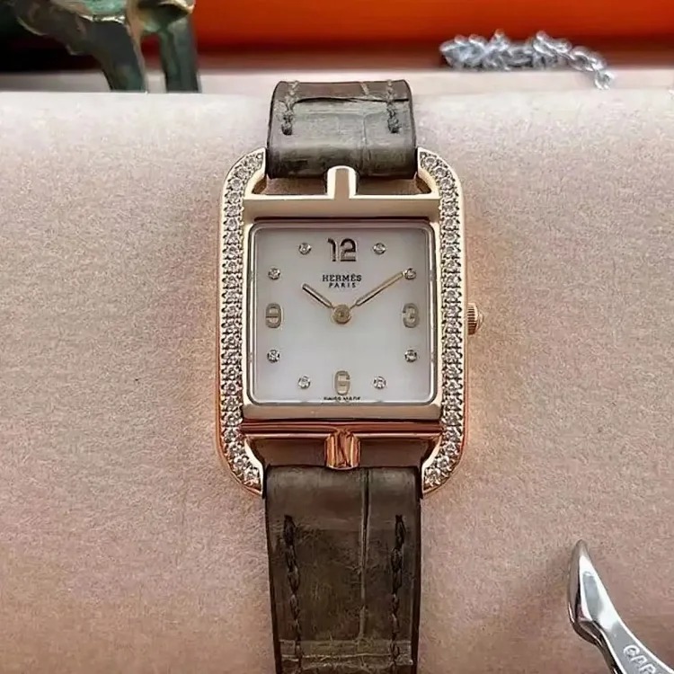 Women's high-end quality business watch (non-quality issues