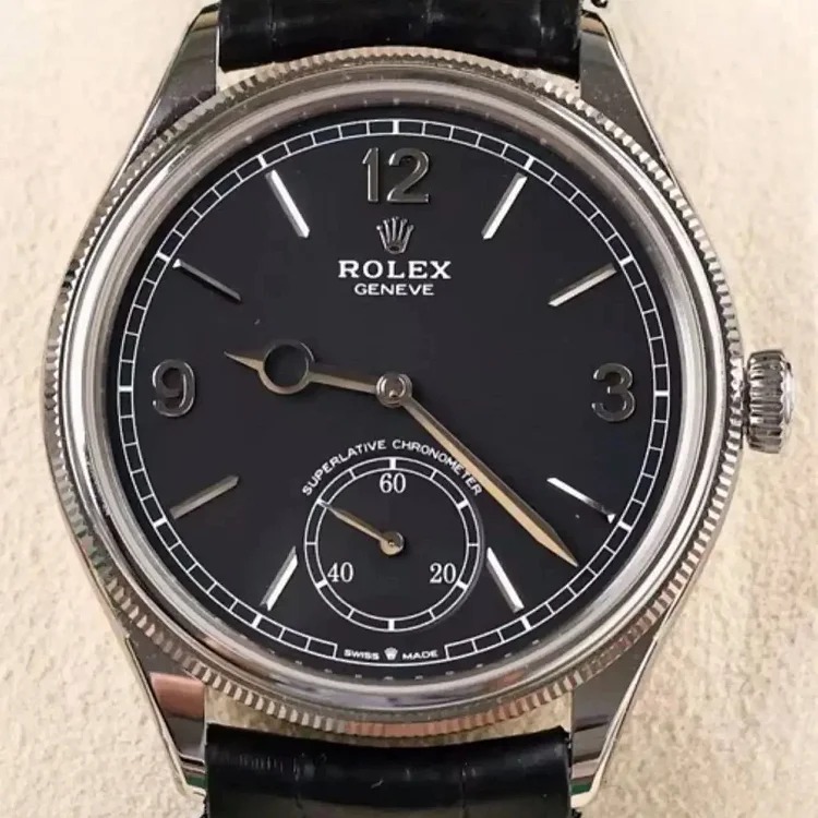Women's high-end quality business watch (non-quality issues