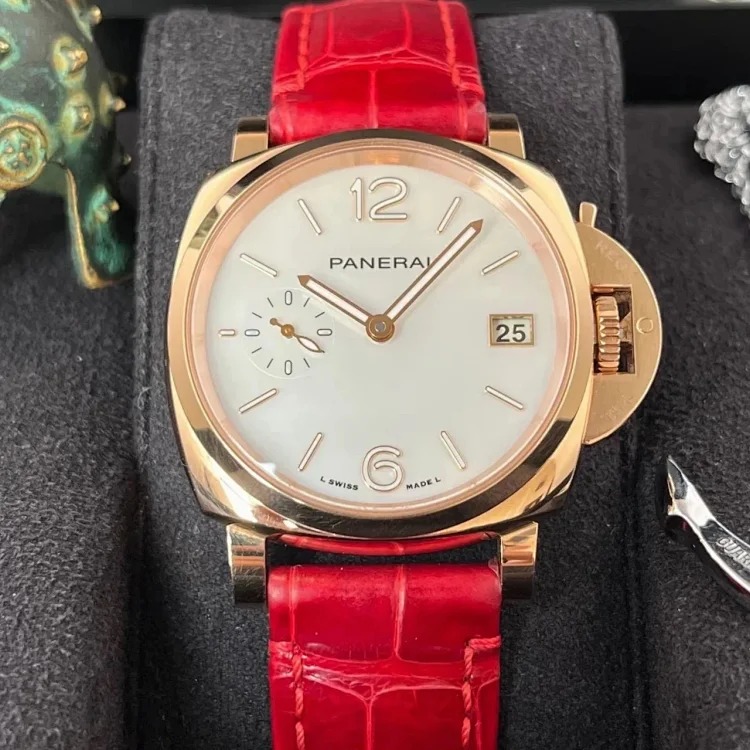 Women's high-end quality business watch (non-quality issues