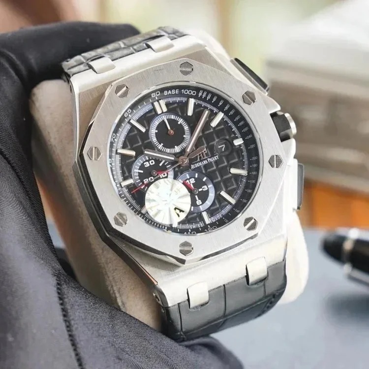 WAT2 Retro technology watch