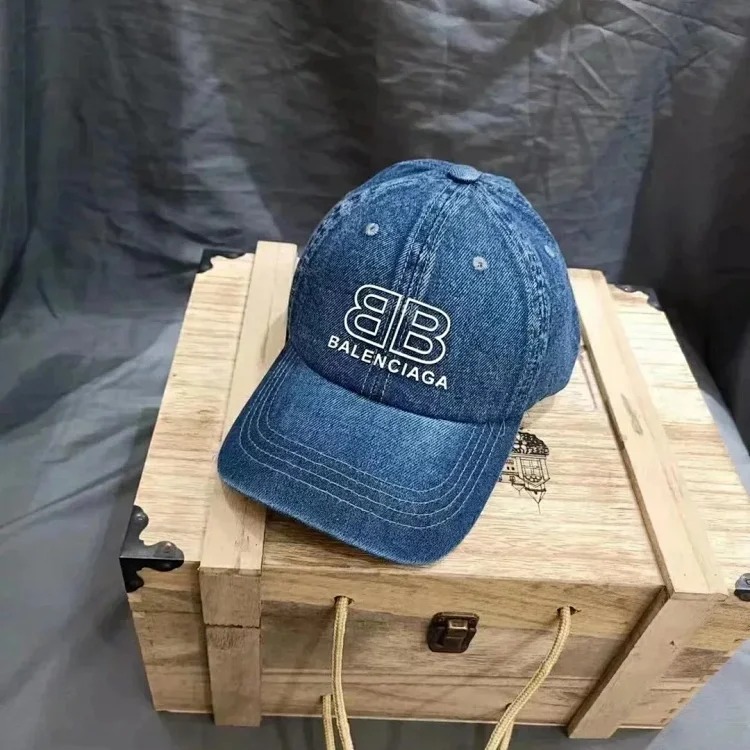 Hat 00026
