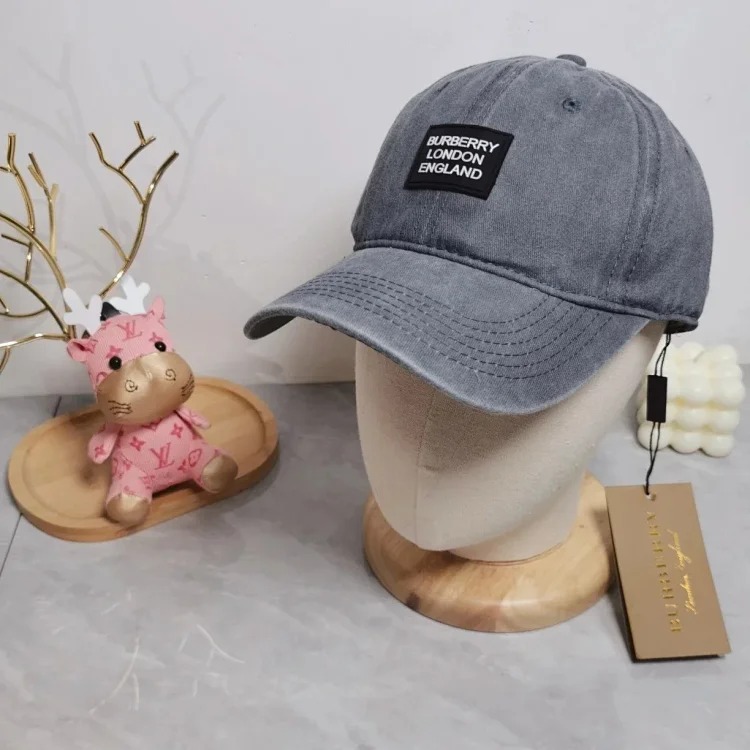 ¥120 Fashion casual hat M26