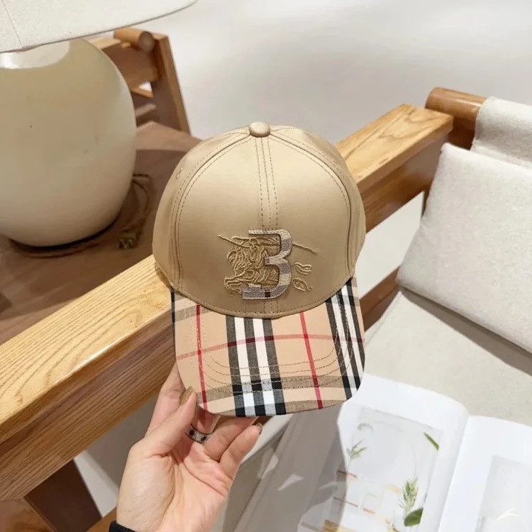 ¥120 Fashion casual hat M26