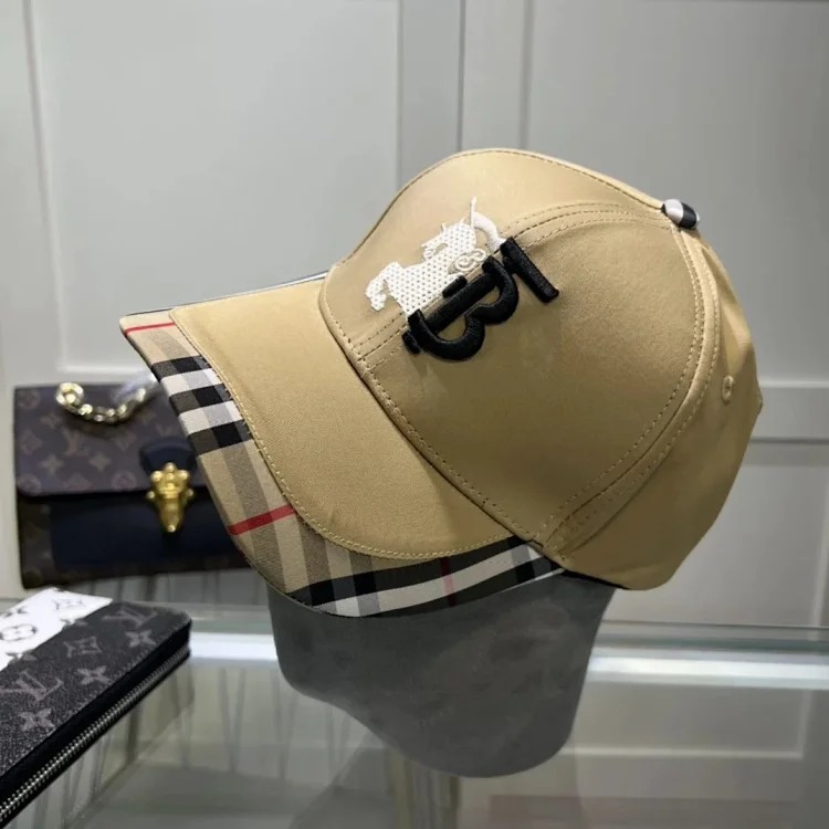 ¥120 Fashion casual hat M26