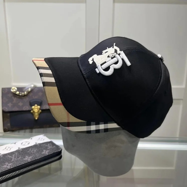 ¥120 Fashion casual hat M26