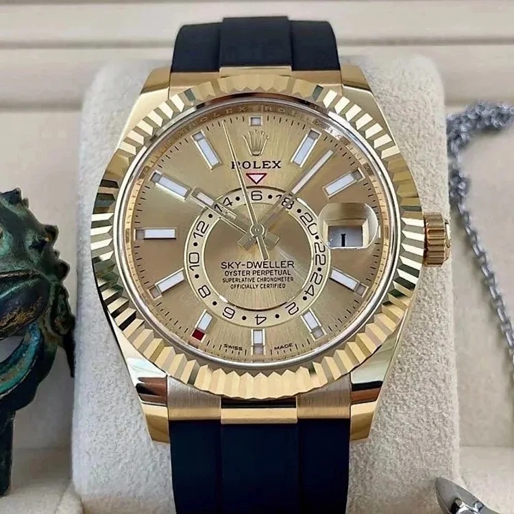 HX19--Lao No. 1 high-end quality business watch