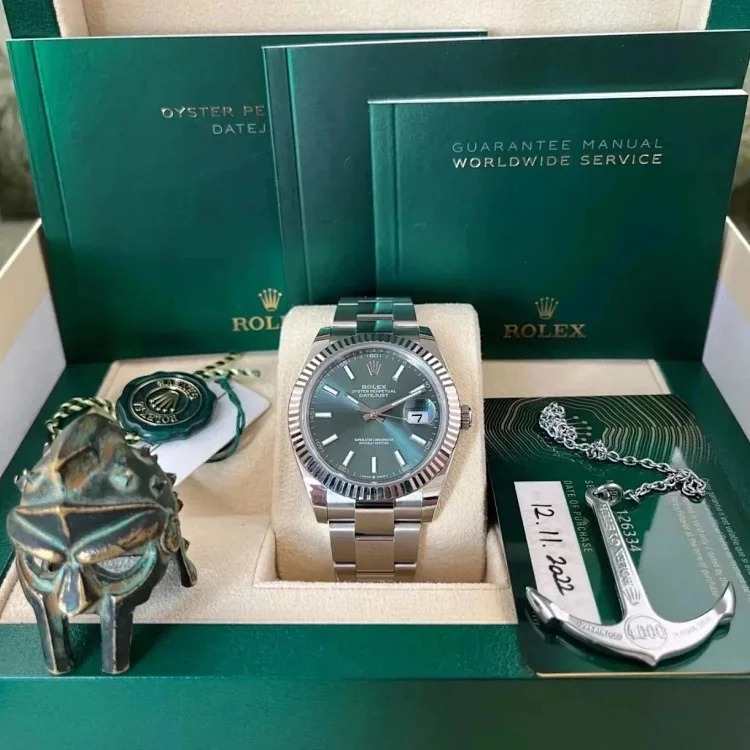 HX19--Lao No. 1 high-end quality business watch