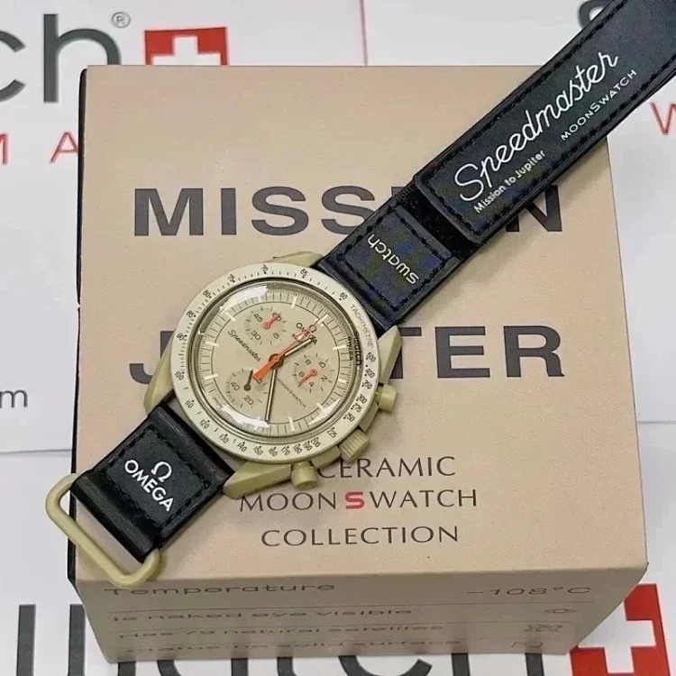 New fashionable and versatile watch-022