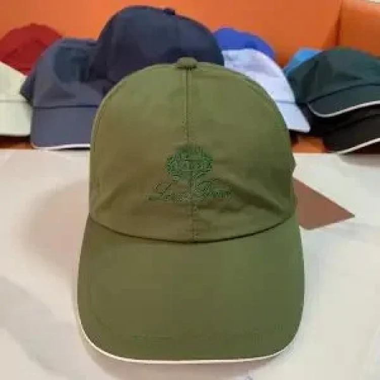 New versatile peaked cap -009