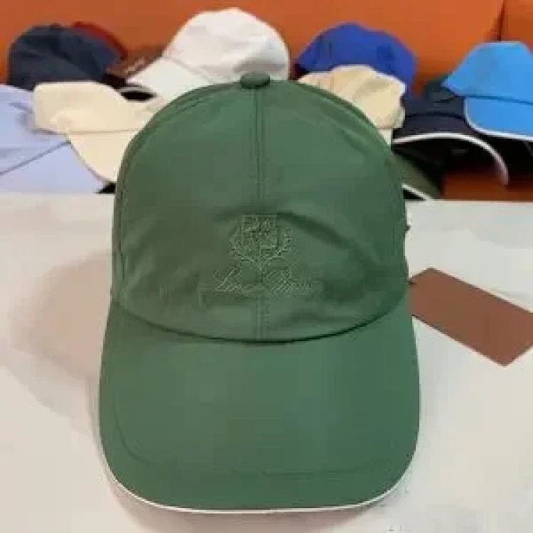 New versatile peaked cap -009