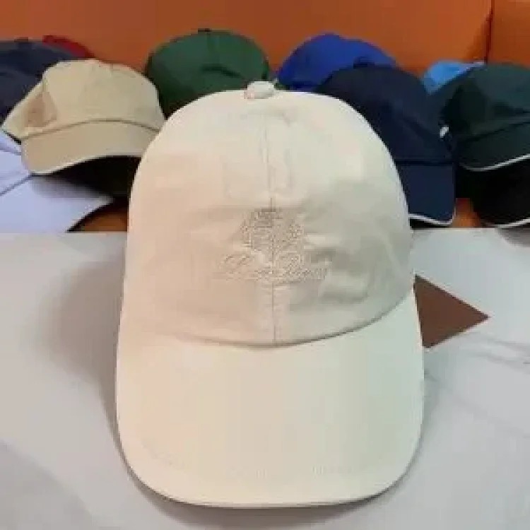 New versatile peaked cap -009