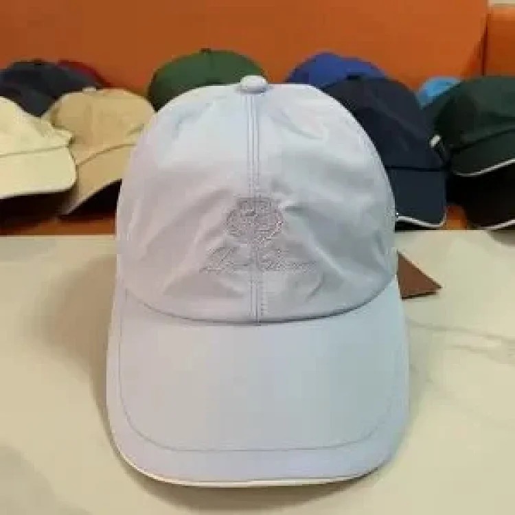 New versatile peaked cap -009