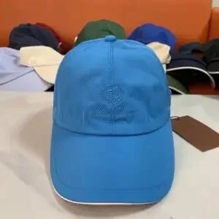 New versatile peaked cap -009