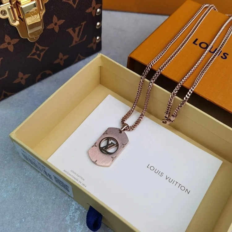 The light emitted by E-1 jewelry makes every piece extremely beautiful (with gift box packaging) (L)