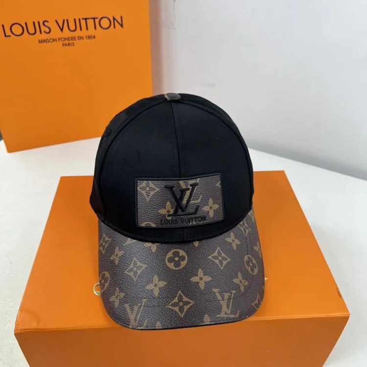 Fashionable Lu Yi hat