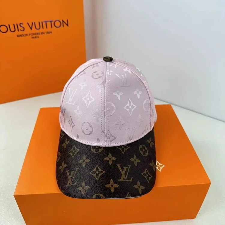 Fashionable Lu Yi hat