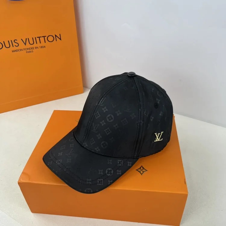 Fashionable Lu Yi hat