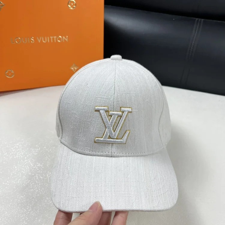 Fashionable Lu Yi hat
