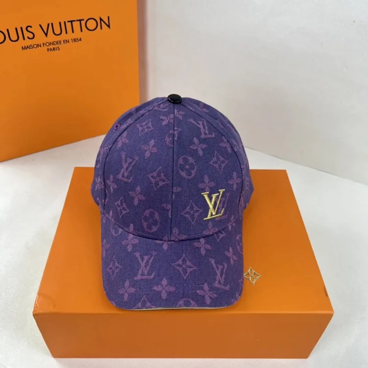 Fashionable Lu Yi hat