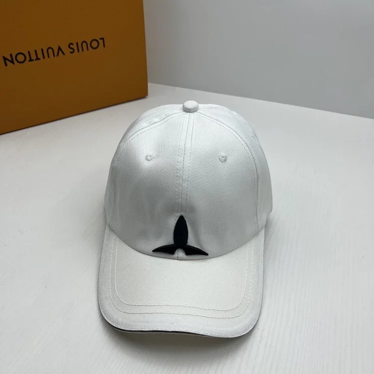 Fashionable Lu Yi hat
