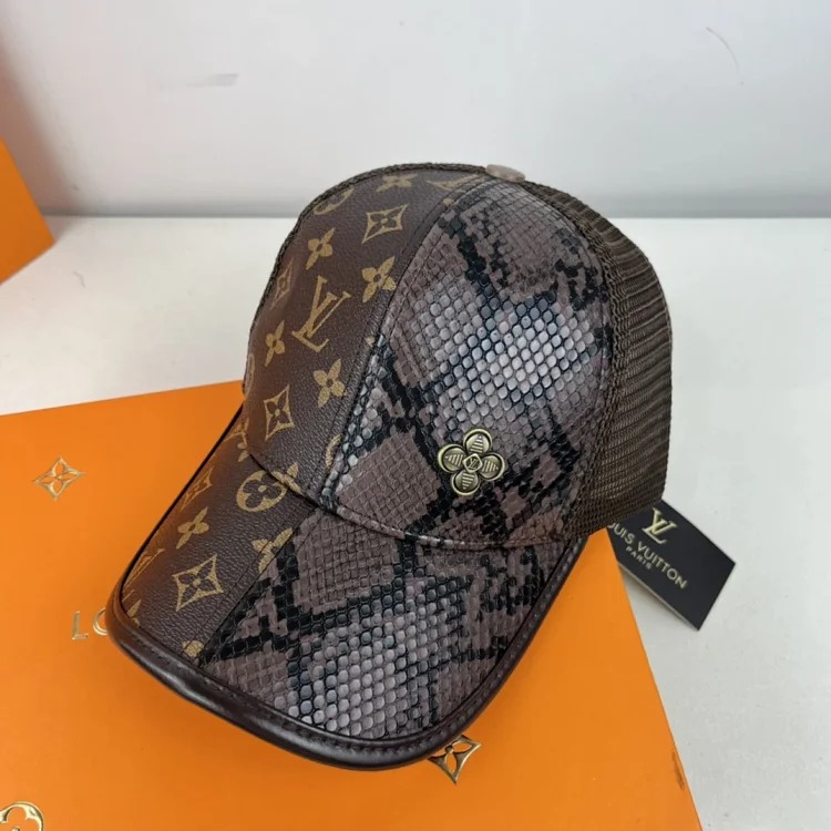 Fashionable Lu Yi hat